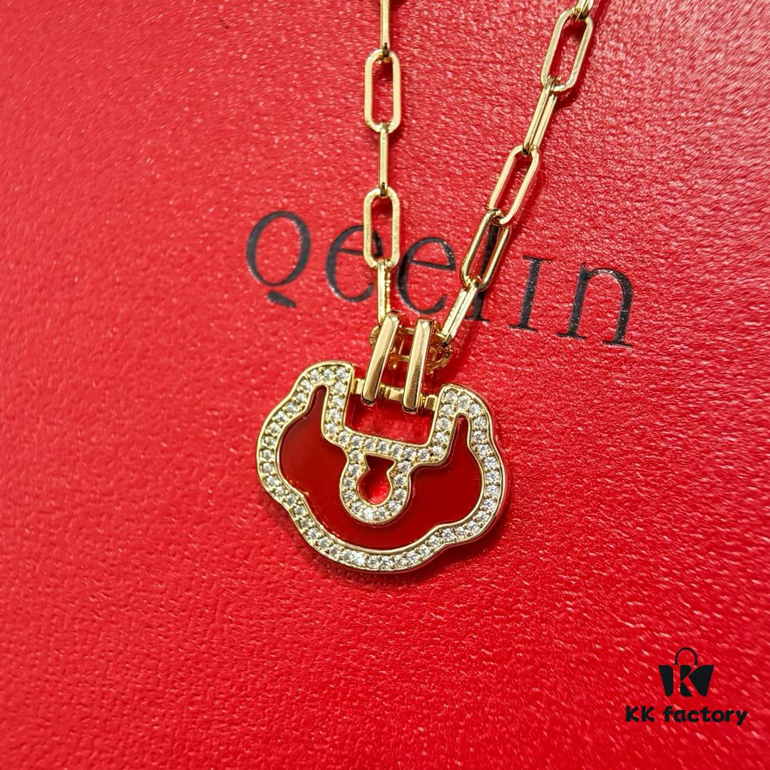 ❗️New Arrival❗️ ☀️Qeelin Yu Yi Flower Moon Pendant Necklace