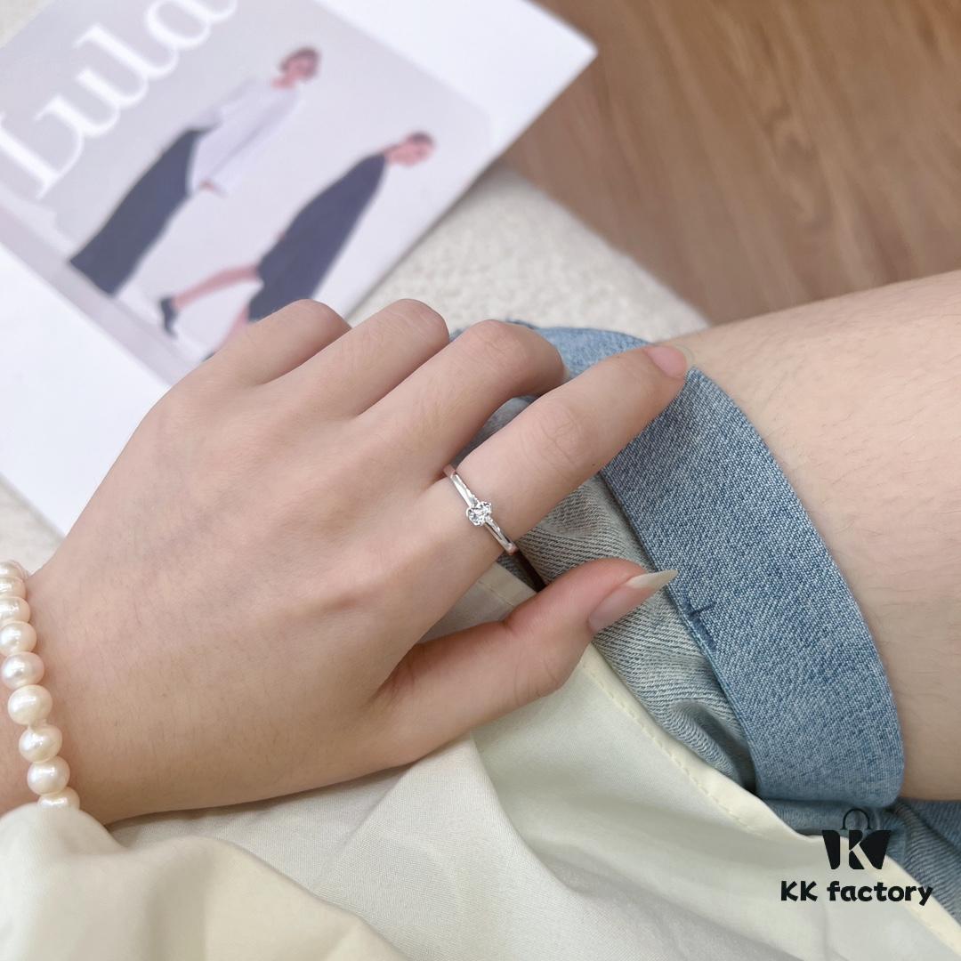 Qeelin Kirin Petite Wulu Polished Gourd Ring