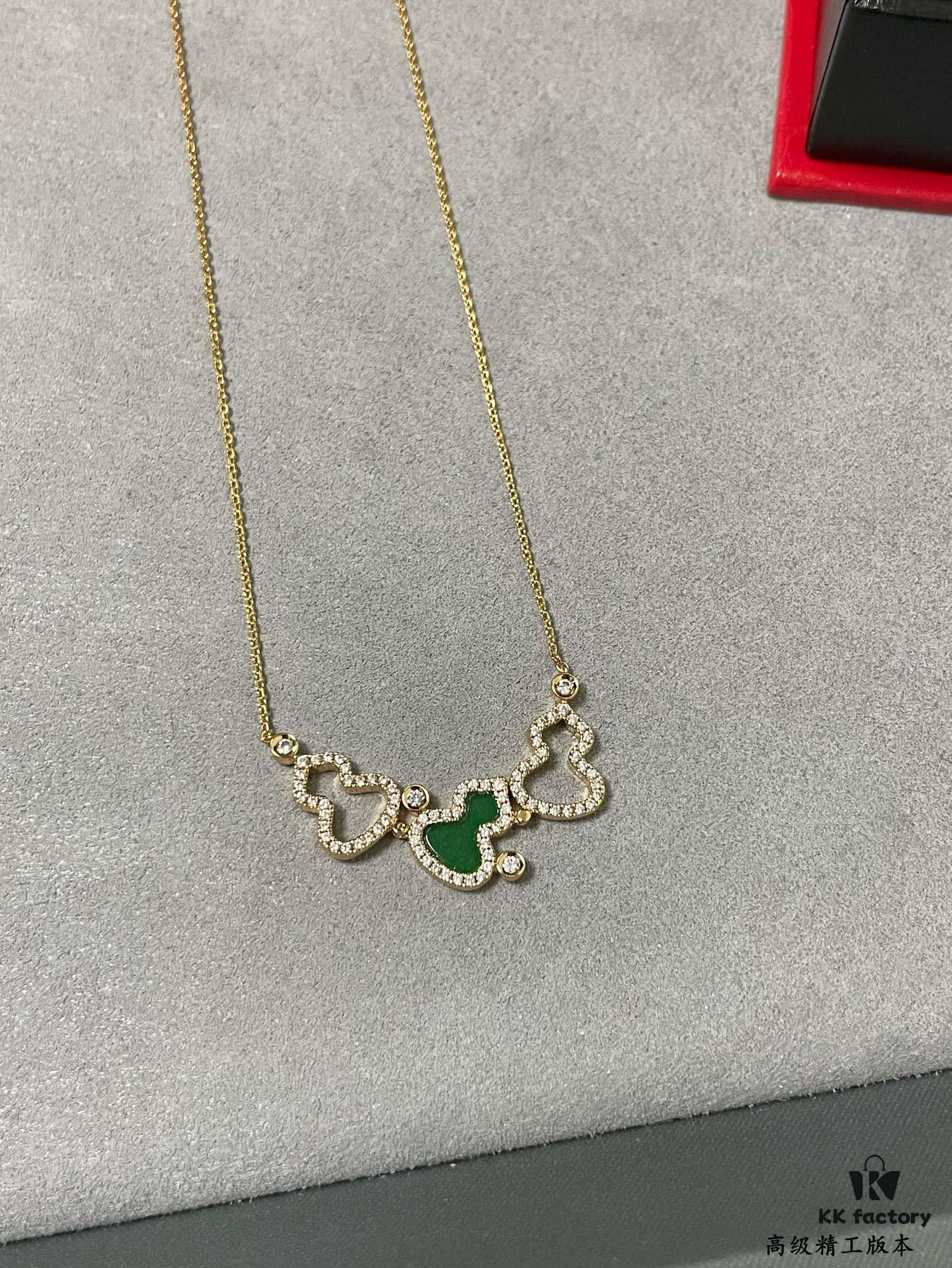 Kylin Green Jade Three Gourds Necklace