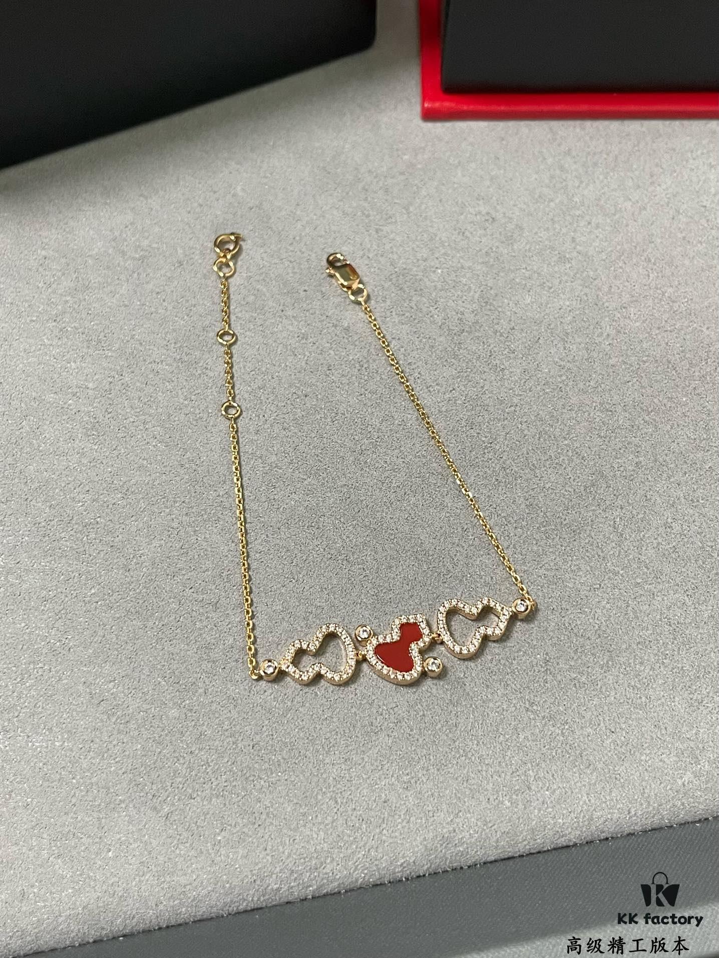 Kylin Red Agate Three Gourds Bracelet