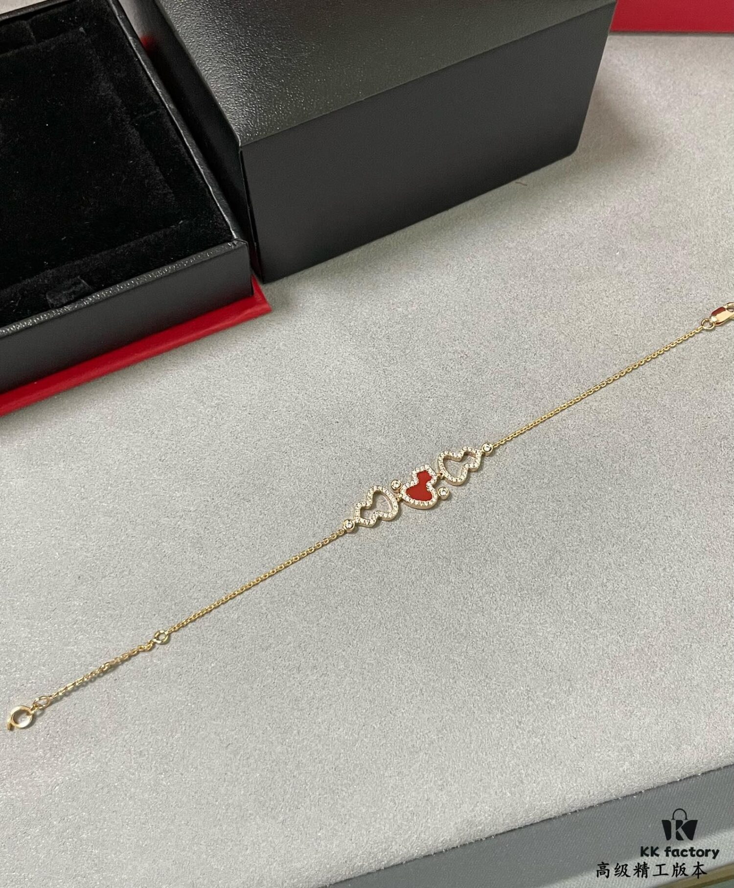 Kylin Red Agate Three Gourds Bracelet