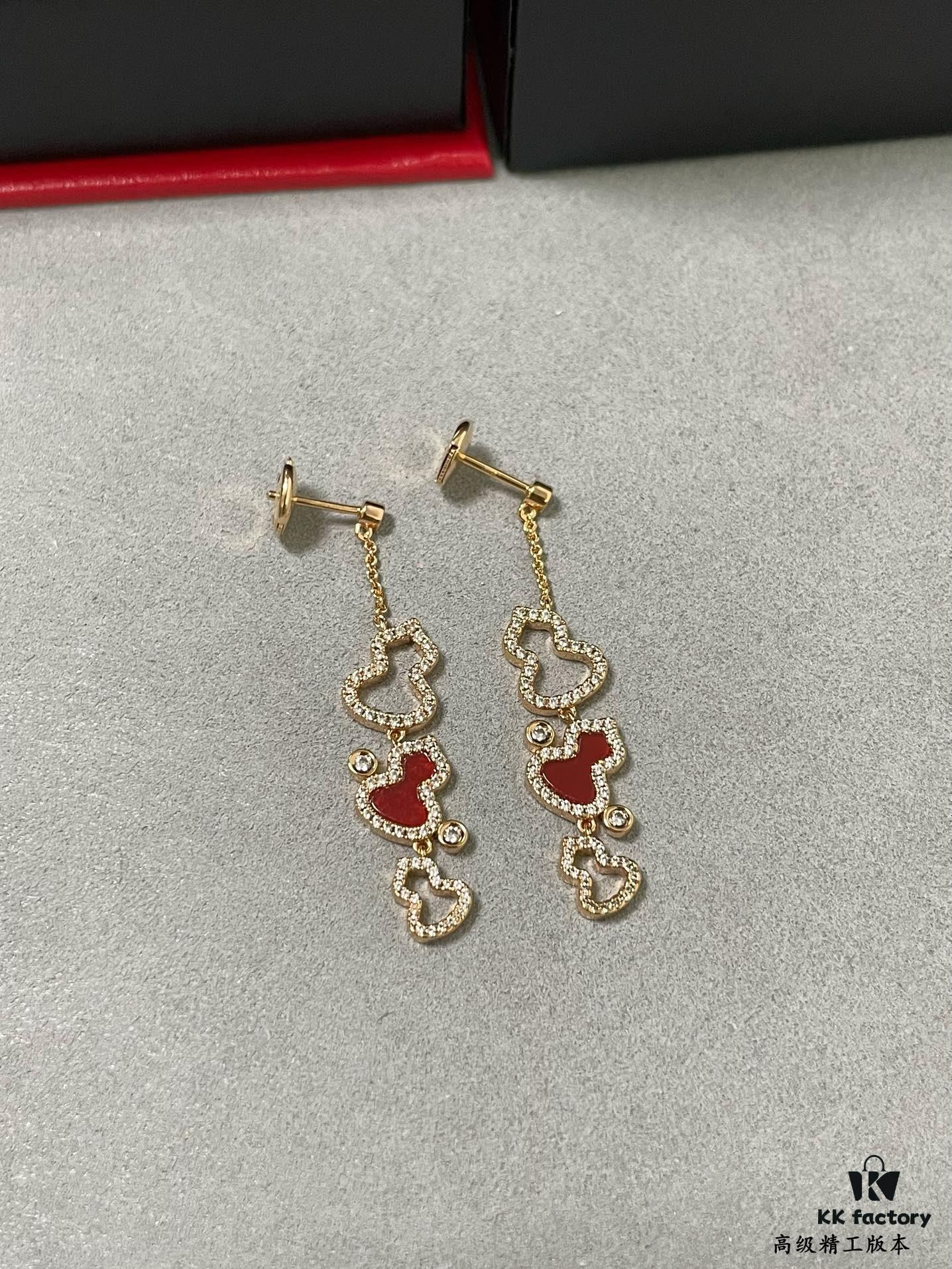 Kylin Red Agate Three Gourd Stud Earrings