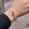 V Gold Qeelin Carved Red Agate Gourd Bracelet 🌹 Adorable Design 😍 Elegant Silhouette with Minimalist Lines 🥰 Sophisticated and Chic 👍👍
