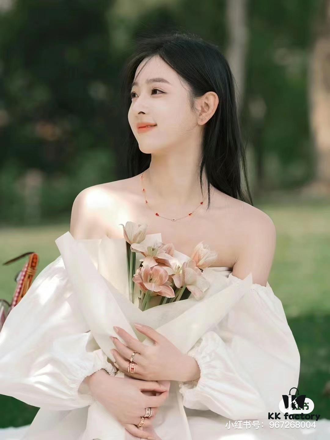 Officially Sold for 13,000 RMB, Diamond-Inlaid Version at 20,500, Bracelet Over 7,000 — Truly Shocked!!