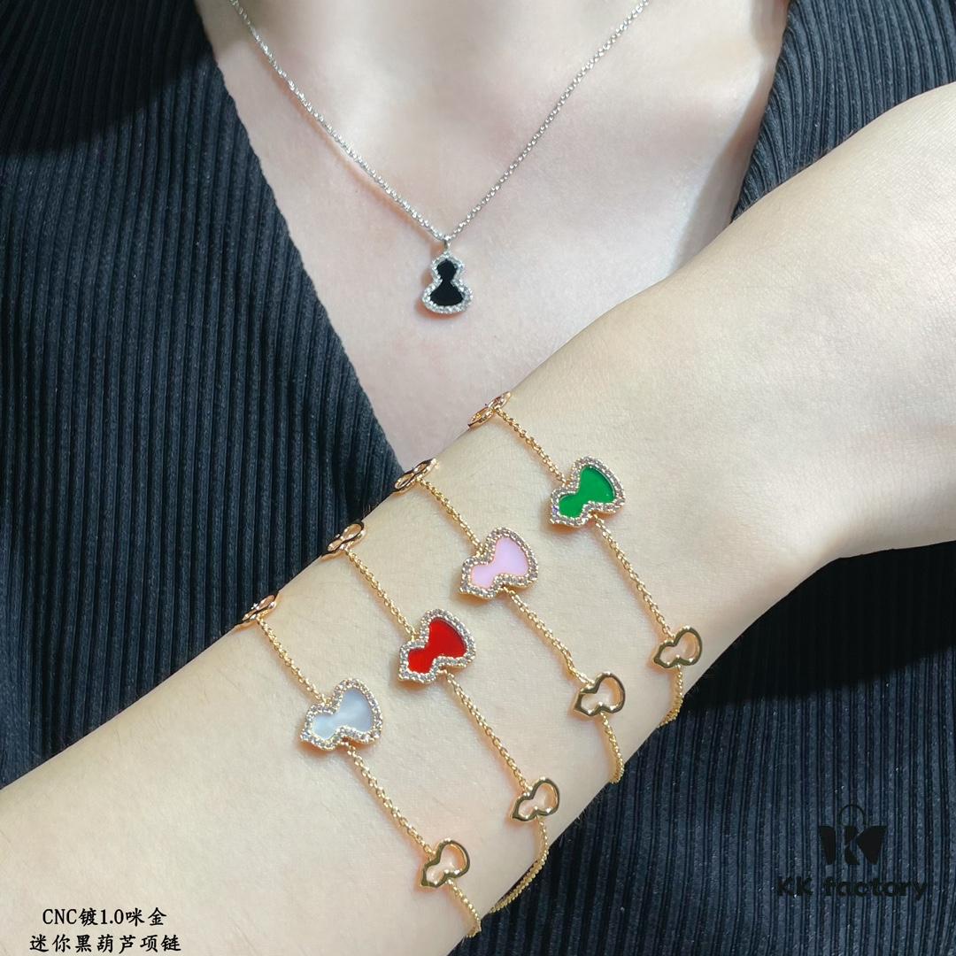 Kirin Mini Black Gourd Necklace, Attracts Wealth and Enhances Luck, Stylish Design, Excellent Look When Worn, Versatile Match, Thick Gold Plating with Premium Real-Gold Appearance