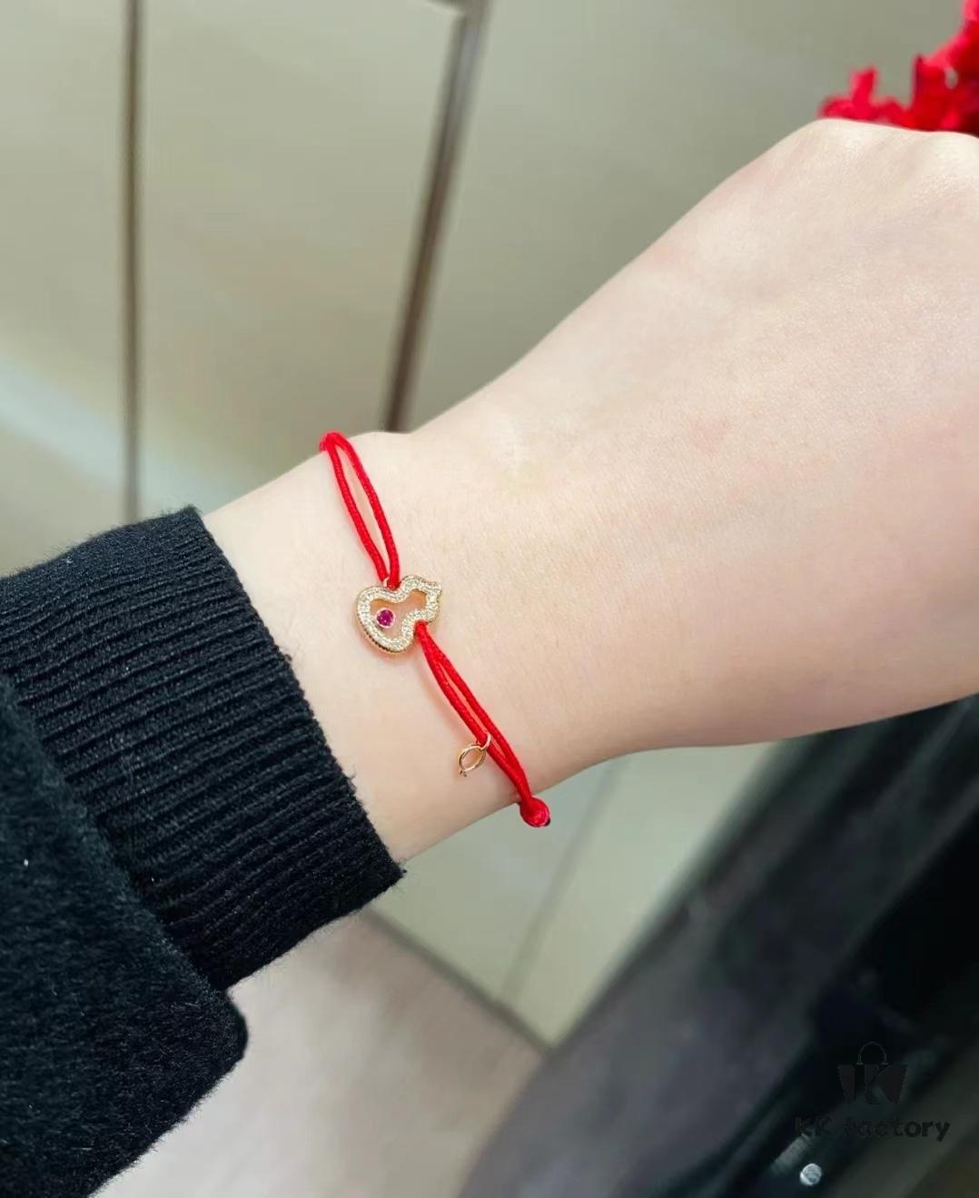 Qeelin Pixiu Diamond-Encrusted Gourd Red String Bracelet