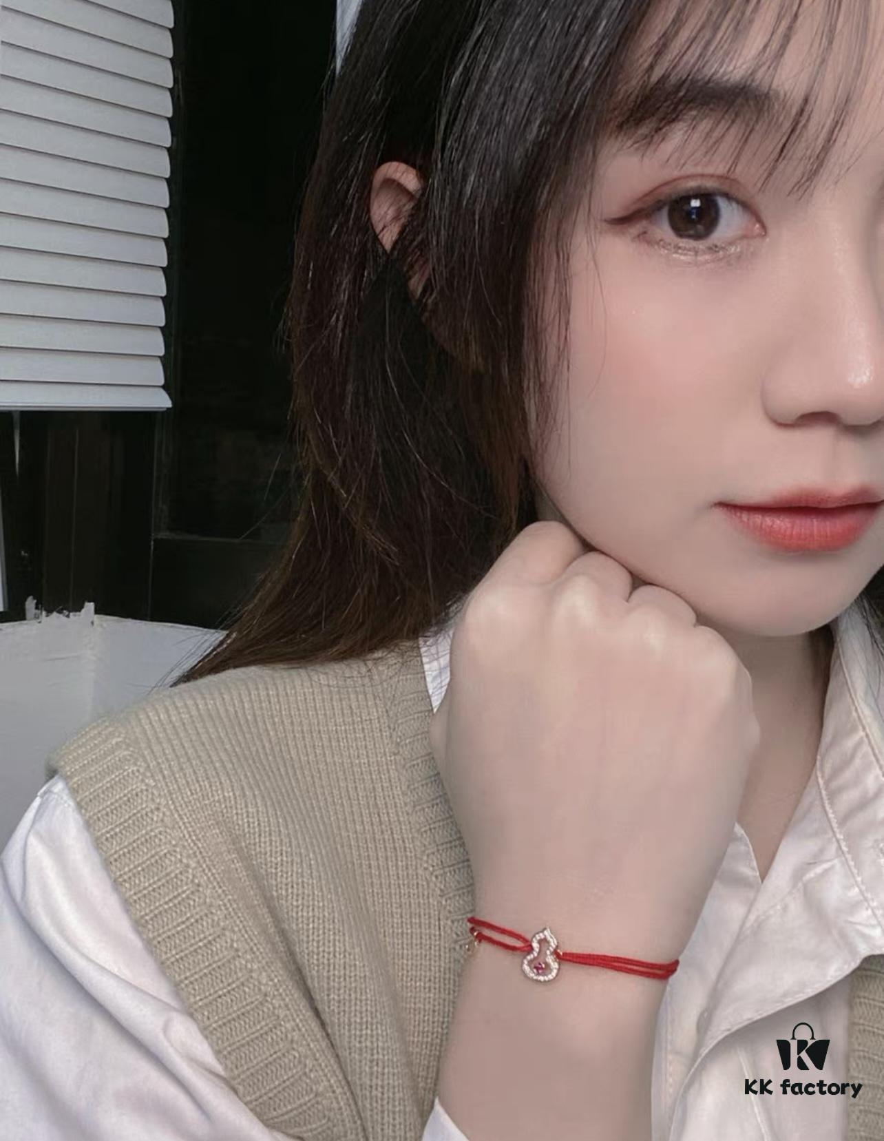 Qeelin Pixiu Diamond-Encrusted Gourd Red String Bracelet