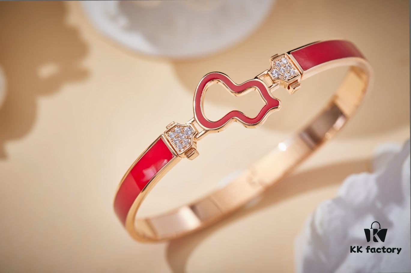New Chinese Trend 🌟 Gourd Bracelet, Low-Temperature Enamel, Toggle Clasp Design 💫 Precision Cast with 18K Champagne Gold Plating