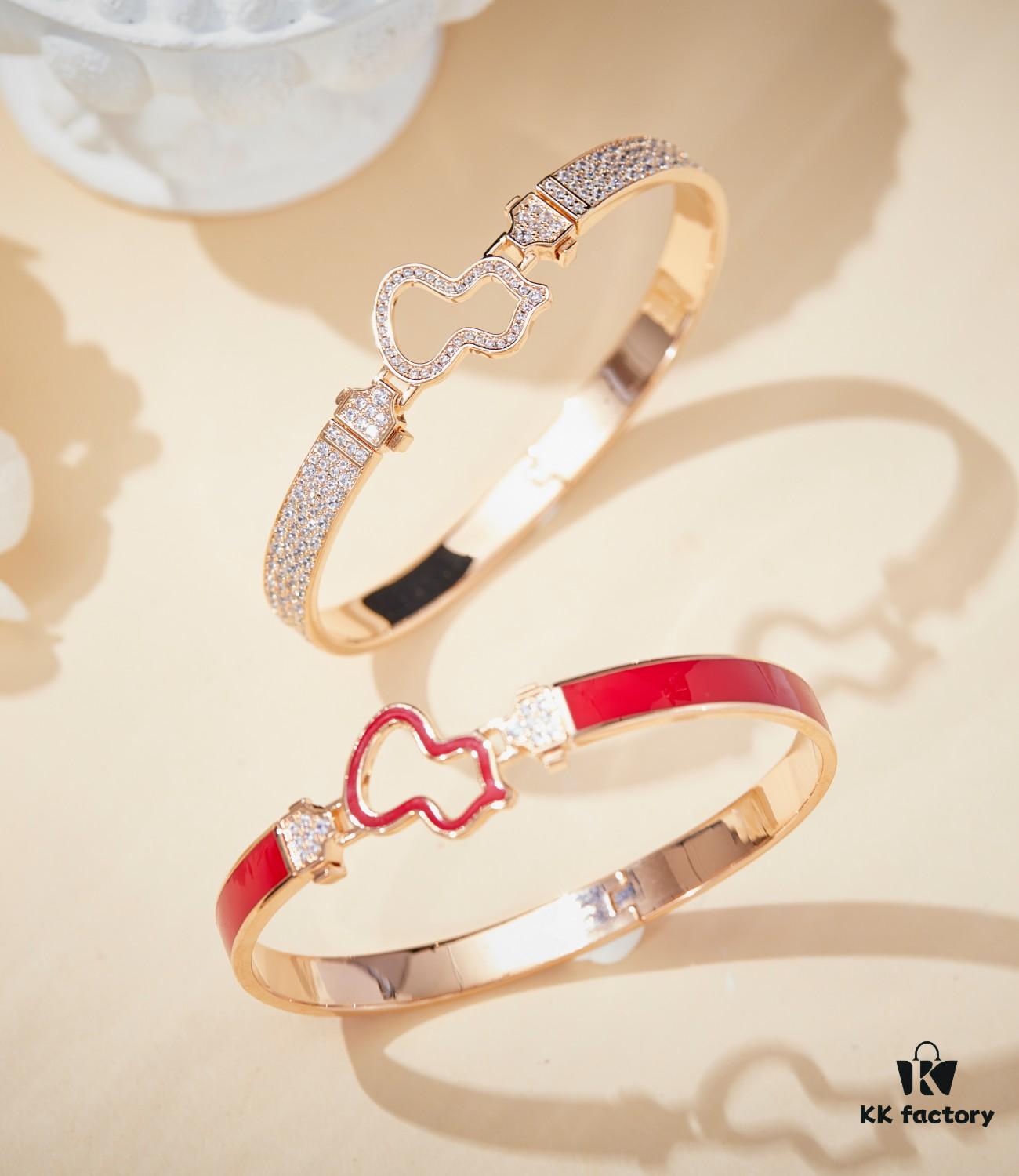 New Chinese Trend 🌟 Gourd Bracelet, Low-Temperature Enamel, Toggle Clasp Design 💫 Precision Cast with 18K Champagne Gold Plating