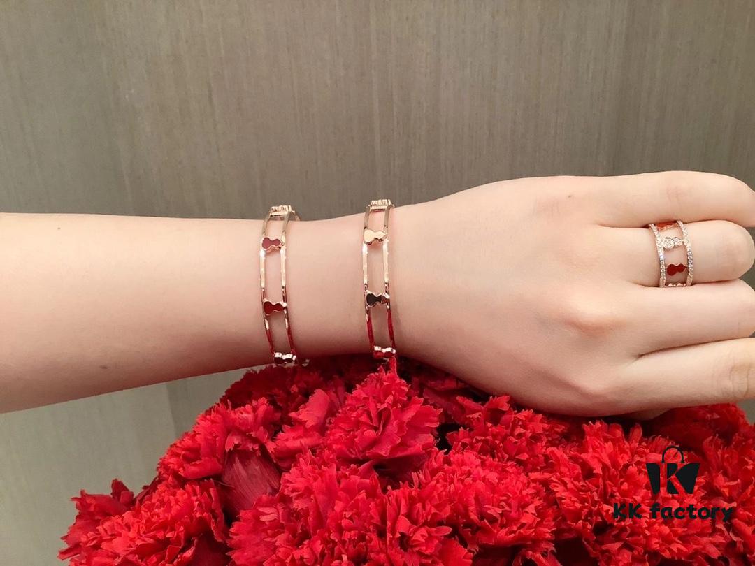 Hulu Wulu Series Ring, Composed of Eight Gourds, Hand-Set Diamonds, Thick Gold Plating for Long-Lasting Color Retention