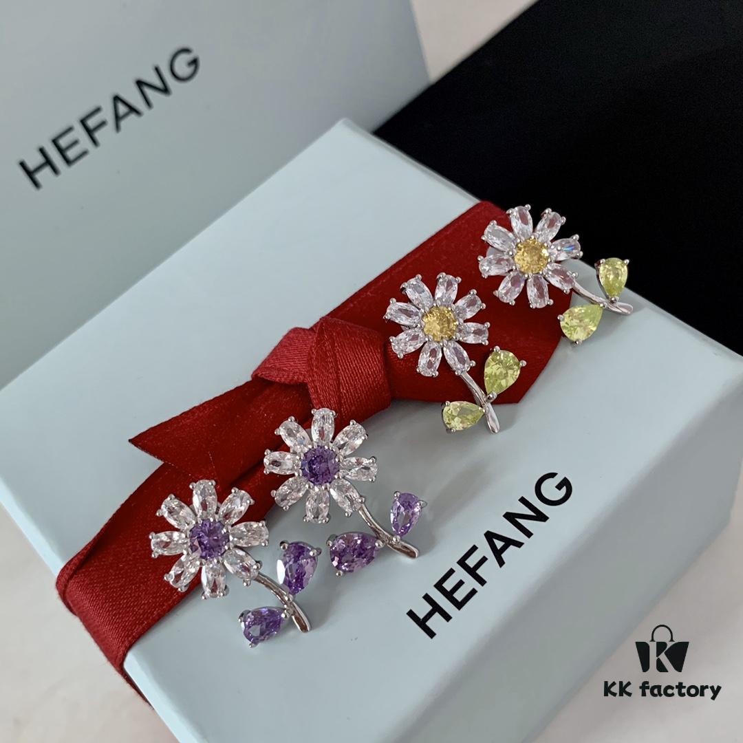 HEFANG Jewelry Summer Floral Earrings, Crystal-Clear and Exquisitely Delicate