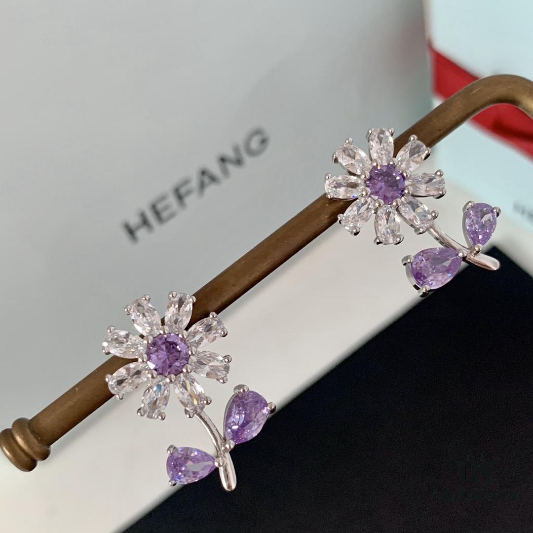 HEFANG Jewelry Summer Floral Earrings, Crystal-Clear and Exquisitely Delicate
