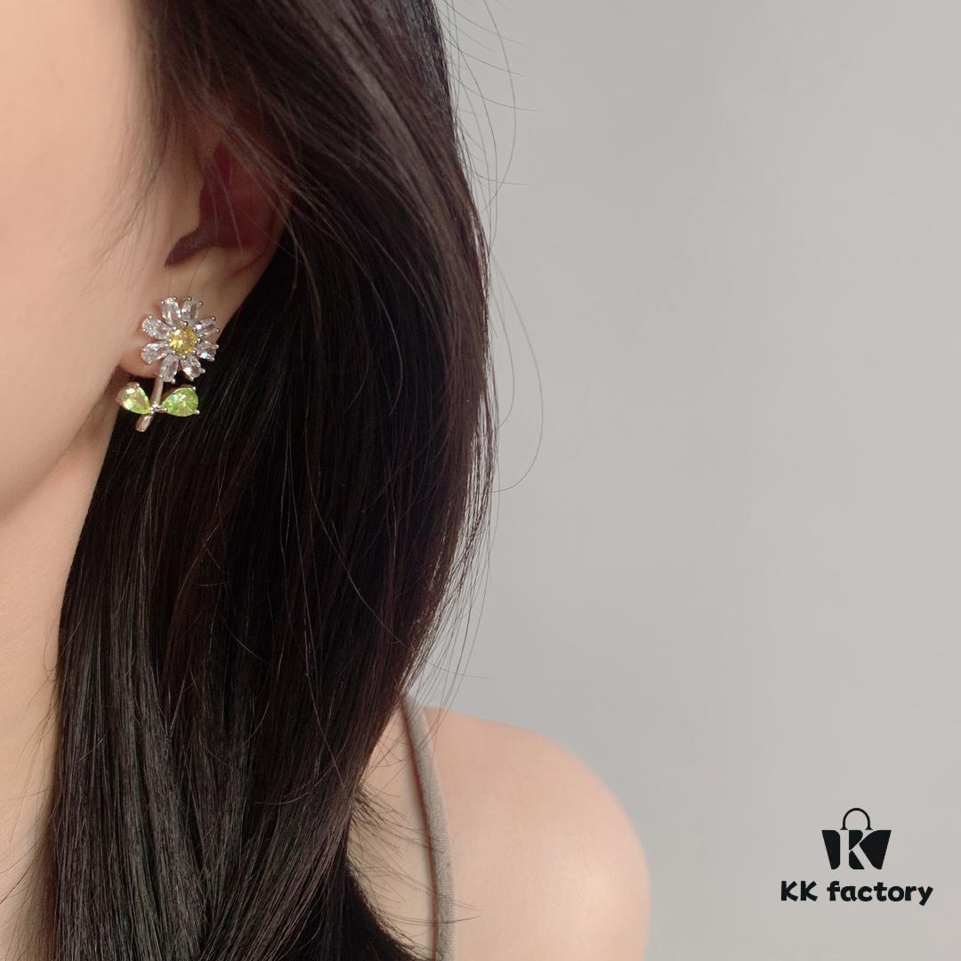 HEFANG Jewelry Summer Floral Earrings, Crystal-Clear and Exquisitely Delicate