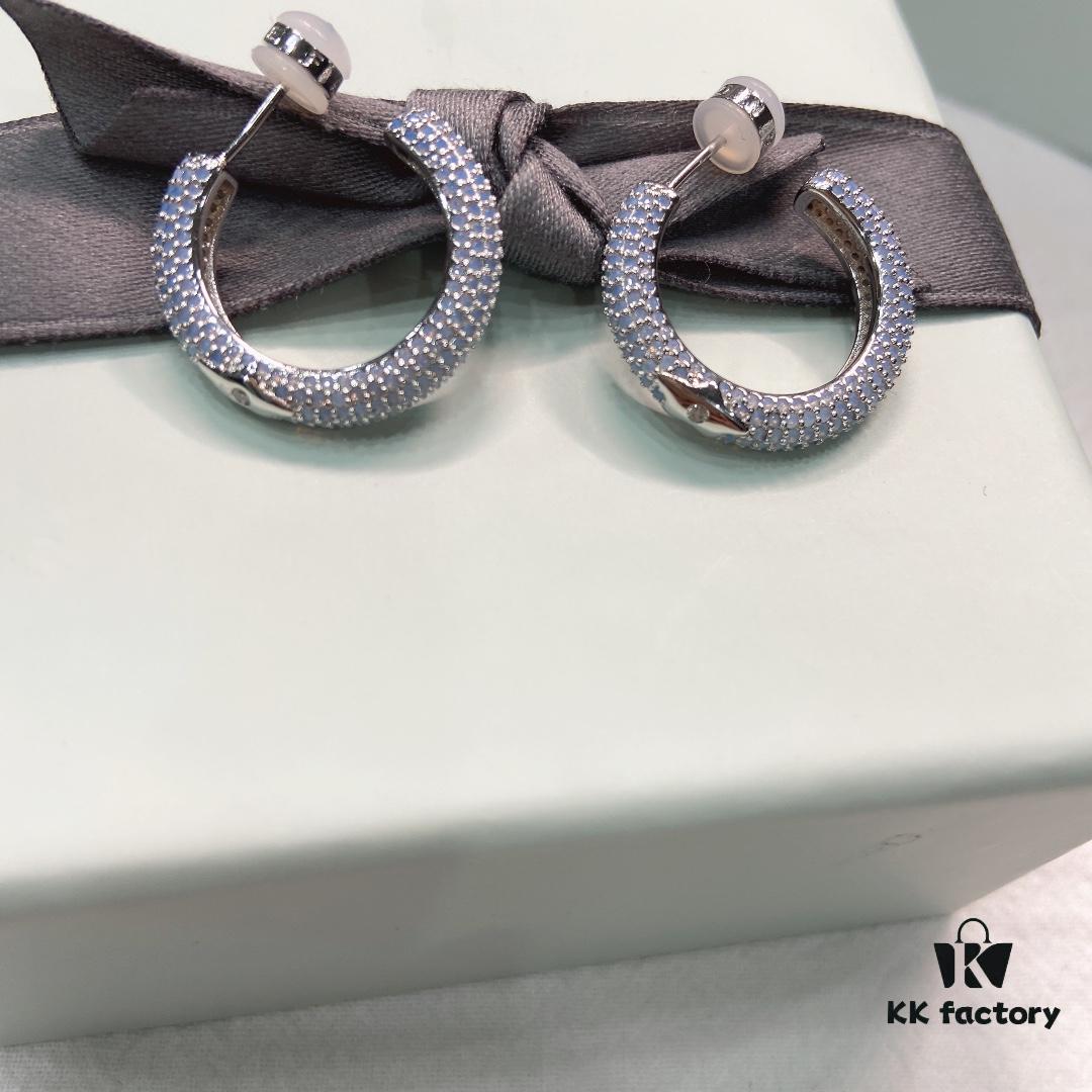 New Arrival He Fang Ocean Holiday Earrings, Niche Retro Minimalist Design Stud Earrings, High-End Ear Jewelry