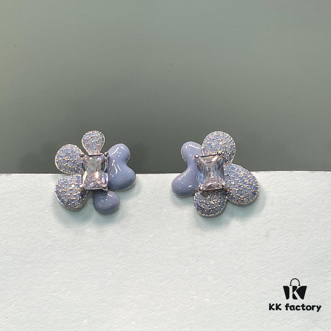 New Arrival He Fang Blue Star Flower Stud Earrings, Fashionable and Unique Design, Minimalist Earrings Jewelry Gift for Girlfriend