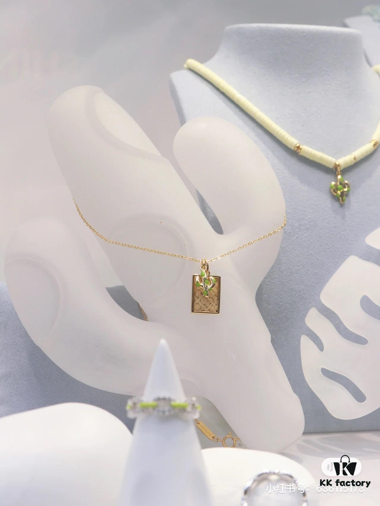 Counter ✨ New Arrival ❤️ HEFANG Vacation Collection