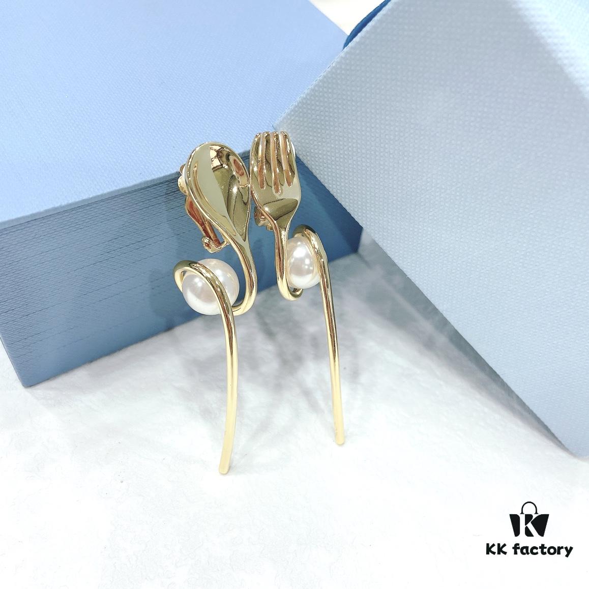 He Fang Afternoon Tea Tableware Ear Cuff Style