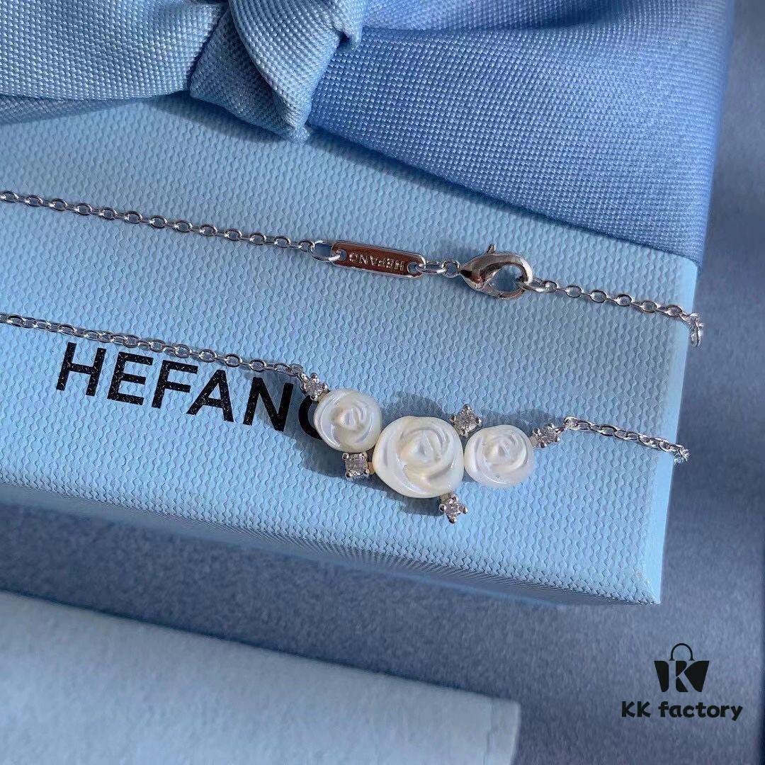 HEFANG He Fang White Rose Collarbone Necklace