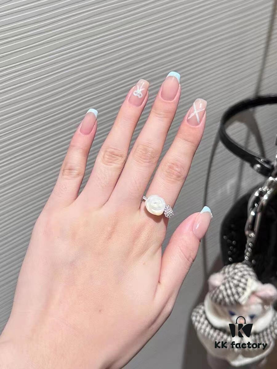 HEFANG White Rose Ring