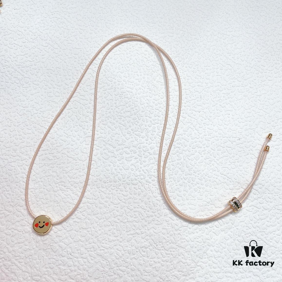 Smiling Xiaoqu Cookie Necklace Gift Box Fashionable Design Collarbone Chain Bracelet for Women Blush