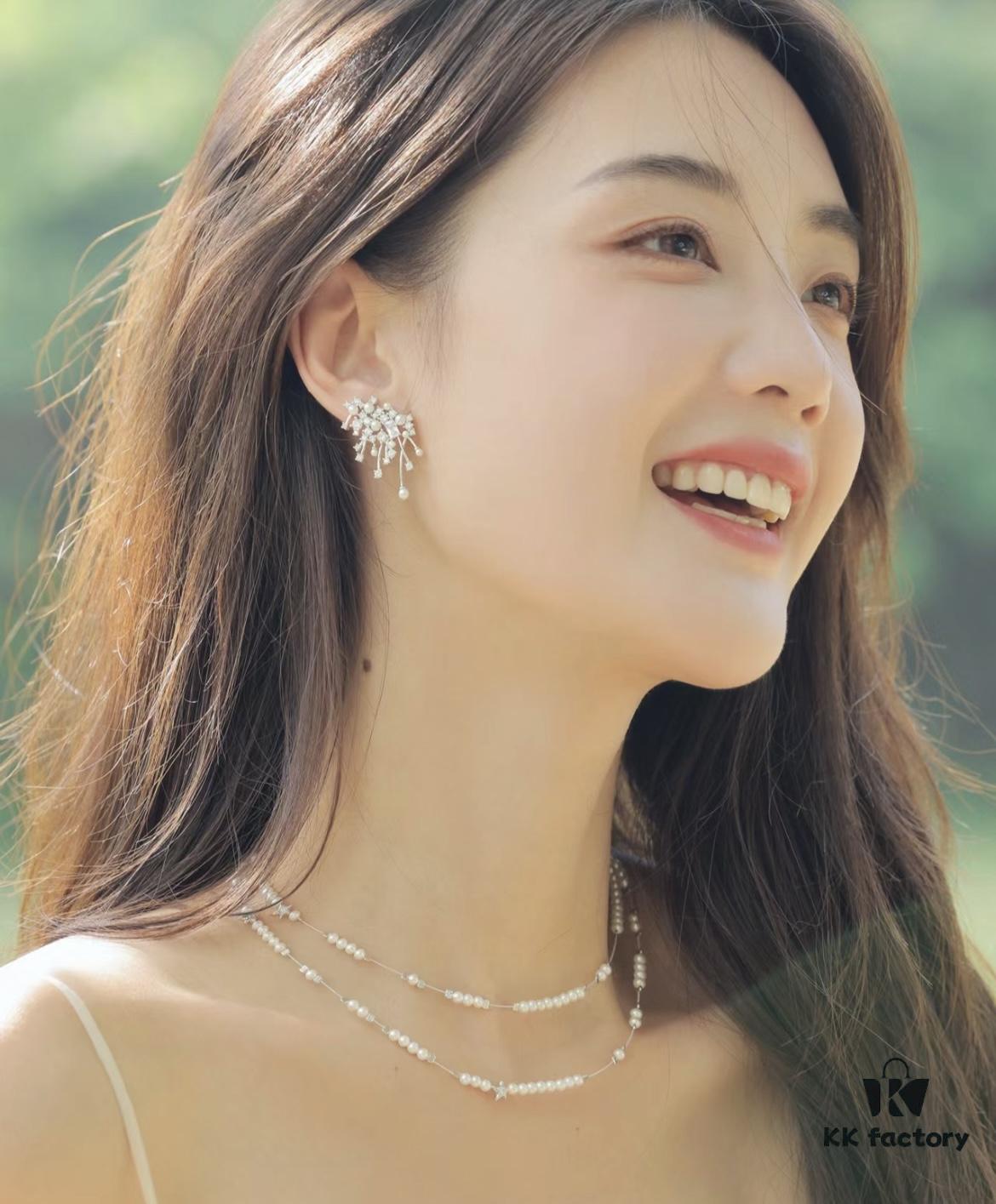 HEFANG Jewelry Product Share | Shattered Star and Moon Necklace/Bracelet, Clearly Interpreting the Romance of the Universe! The Fragmented Sparkles Are So Atmospheric! The Necklace Offers Versatile Styling: Long Necklace, Waist Chain, Double-Layer Collar Chain, or Multi-Layer Bracelet…