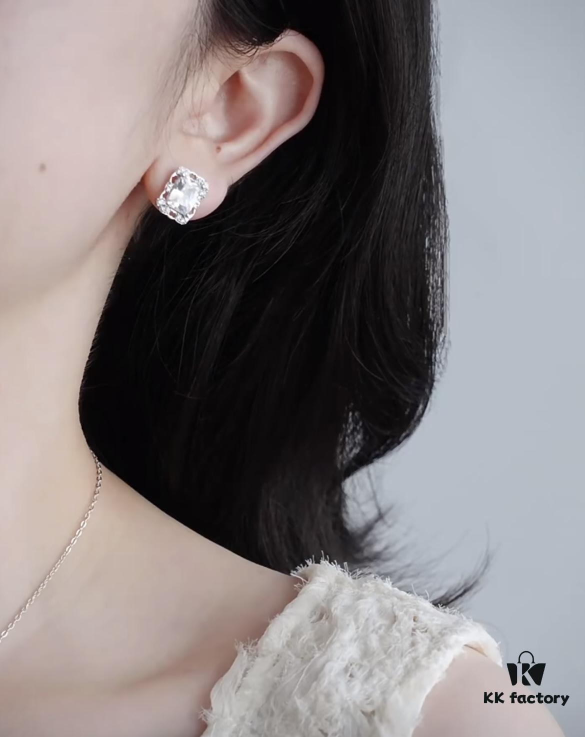 Nebula Cubic Necklace / Stud Earrings