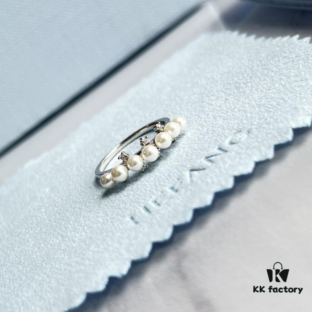HEFANG Jewelry Product Share | He Fang New Arrival 'Moonlight' Ring, Ethereal and Dreamy
