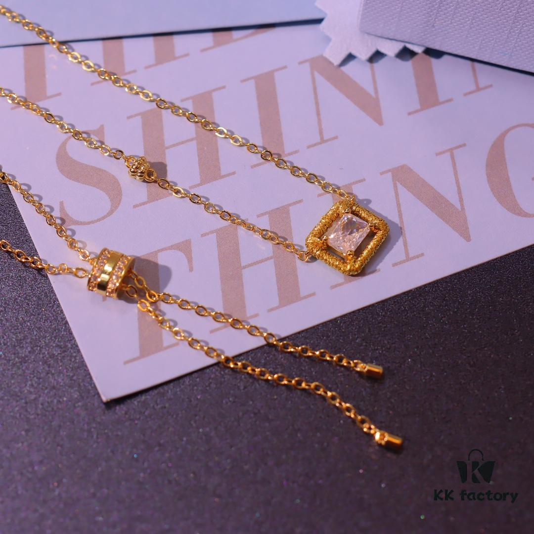 He Fang Jewelry Handmade Woven Necklace and Stud Earrings