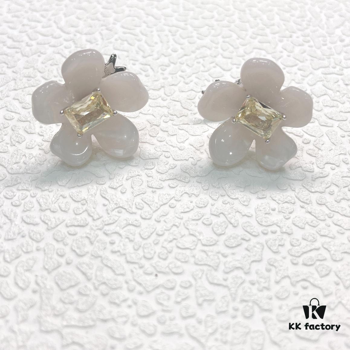 Herborist Freesia Stud Earrings Clip, Four Colors