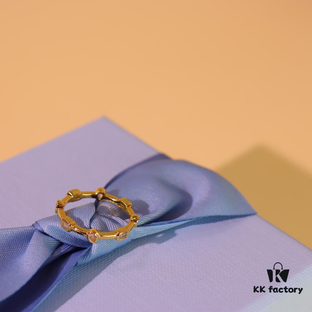 Hexagon New Mini Lustrous Ring