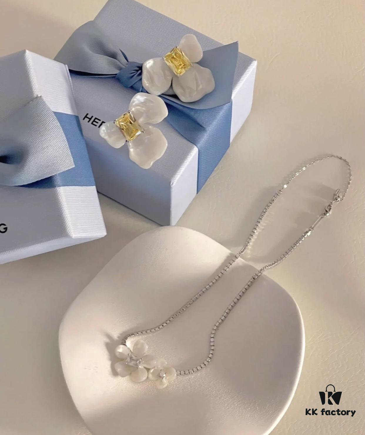 Garden Series - Stunning in Real Life, Favored by Numerous Celebrities