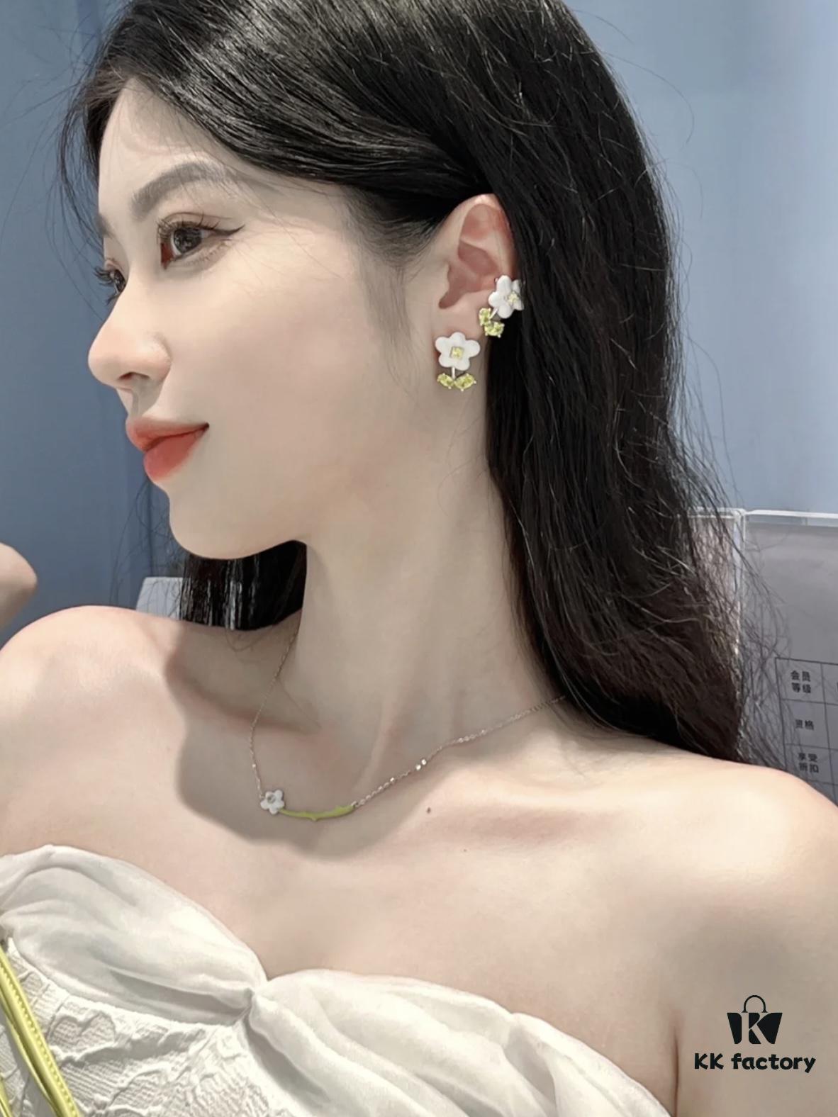 JOINTLY X Zhou Yutong Collaboration Series Cute and Versatile for Various Styles 🥨