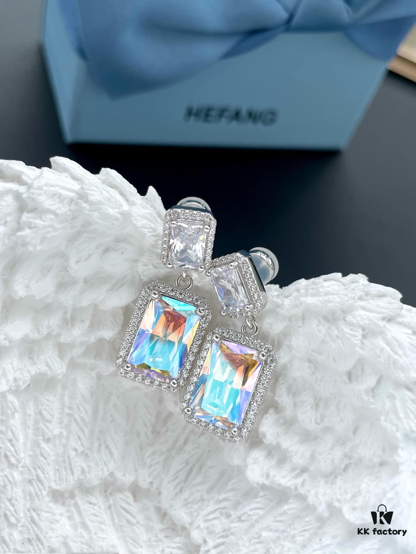 He Fang Aurora Glow Cubic Sugar Series - Lucky Aurora S925 Sterling Silver Pendant