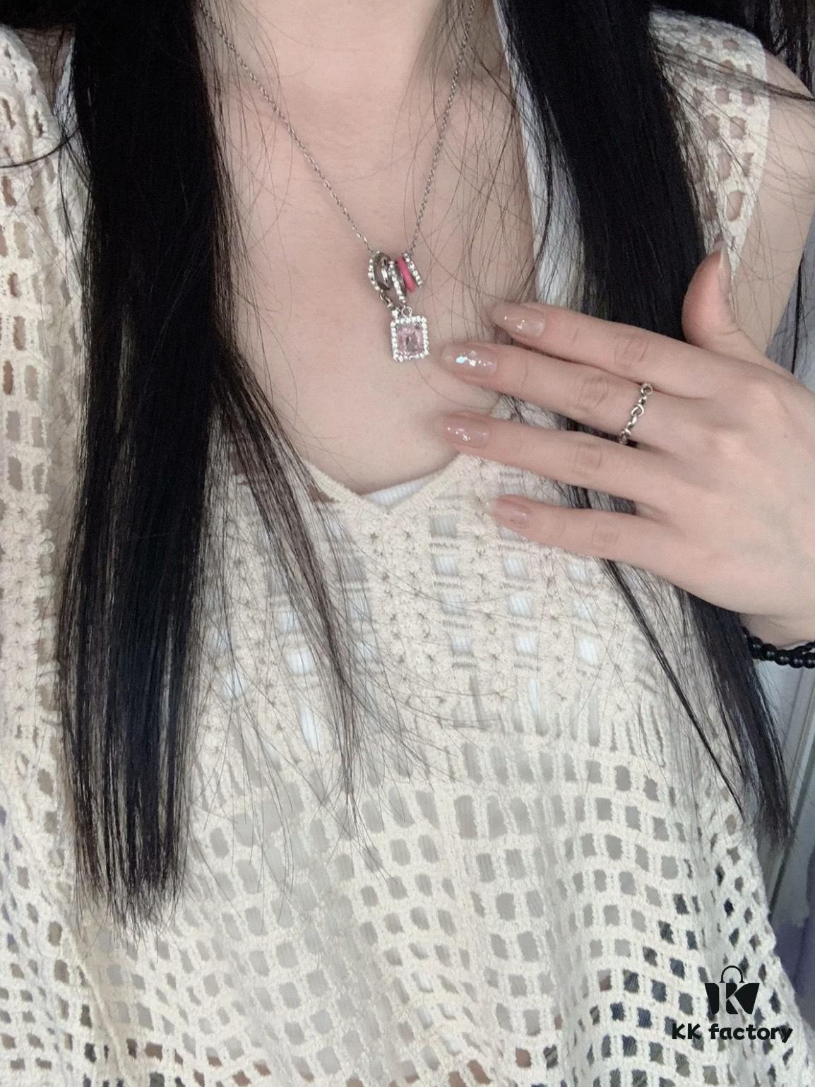 Aurora Sugar Cube Series - Zircon Surrounding Transparent Cube Stone