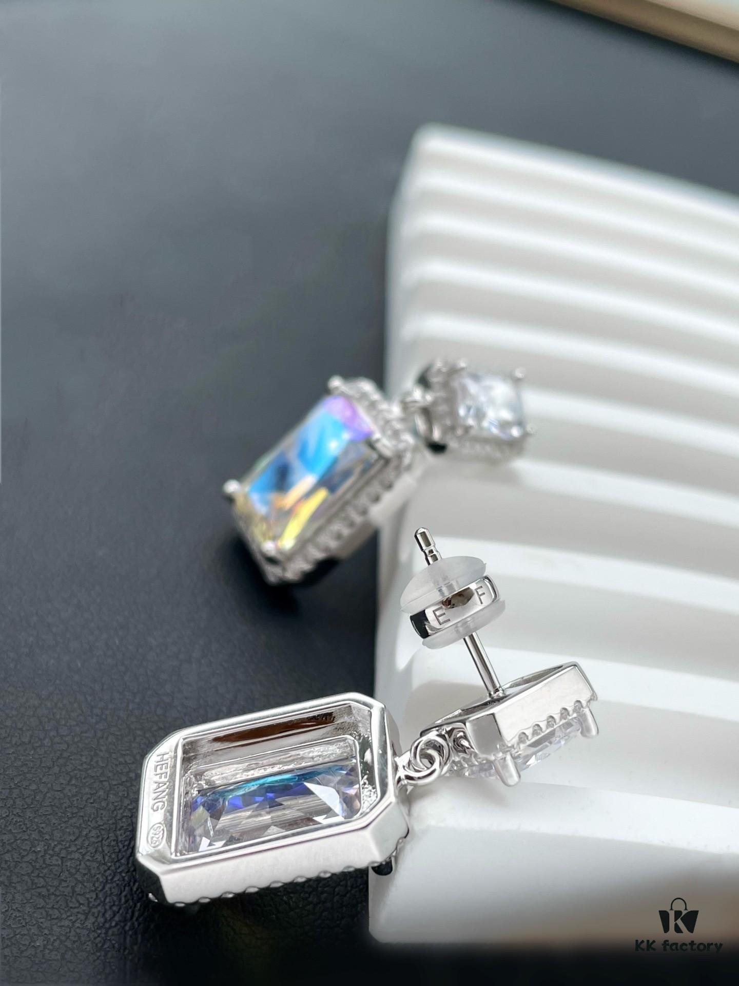 He Fang Aurora Glow Cubic Sugar Series - Lucky Aurora S925 Sterling Silver Pendant