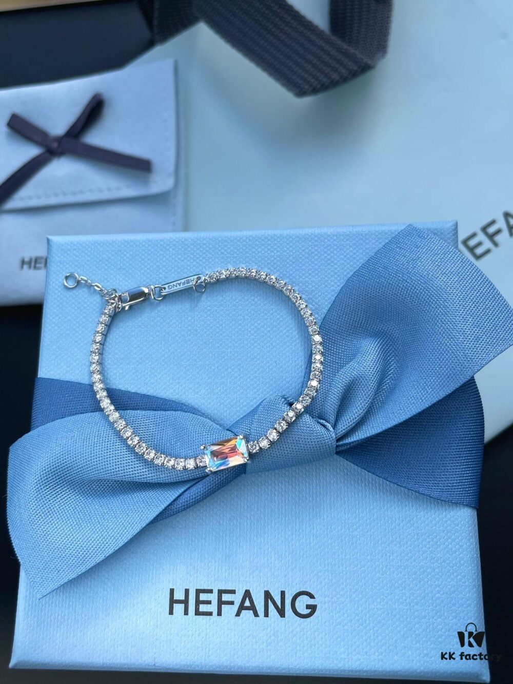 He Fang Aurora Glow Cube Sugar Series - Lucky Aurora