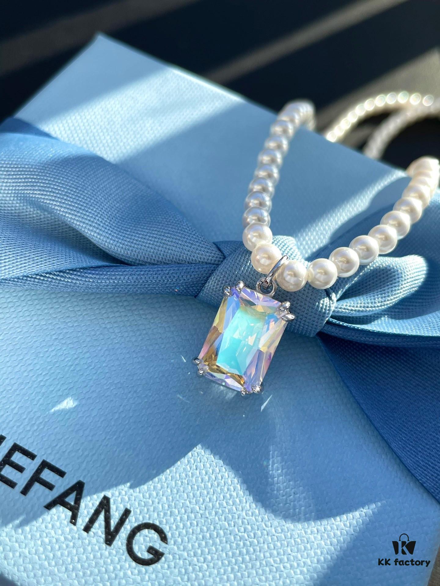 He Fang Lucky Aurora Glow Sugar Cube Series S925 Silver Necklace