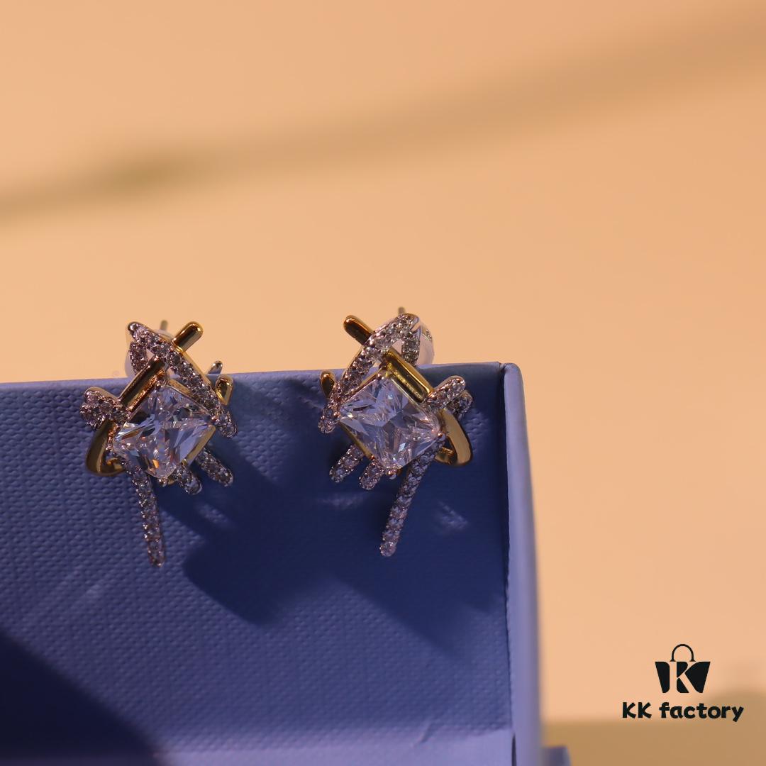 Hefang New Vacation Cube Woven Gold-Plated Stud Earrings