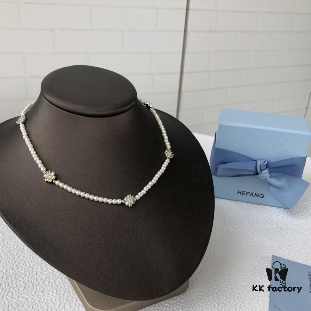 HEFANG Jewelry Rosa Garden Short Necklace