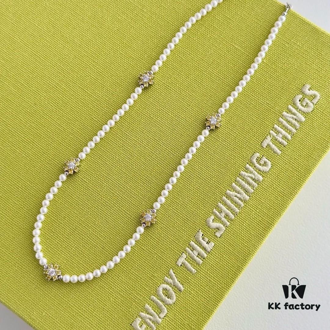 Rosa Two-Piece Jewelry Set – Truly Evokes the Feeling of Spring!