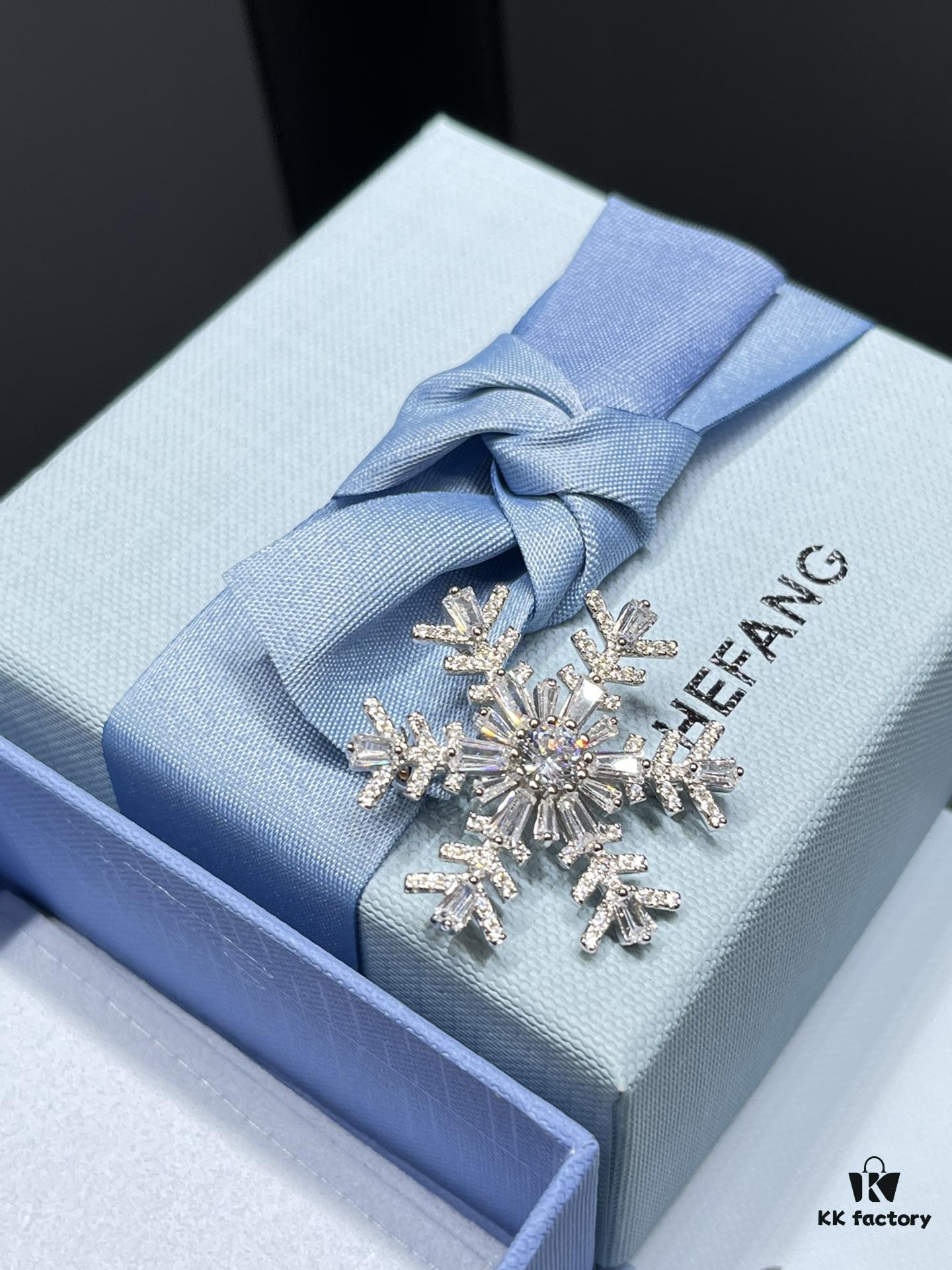 I Guess Your Coat Is Missing a Brooch 🔷