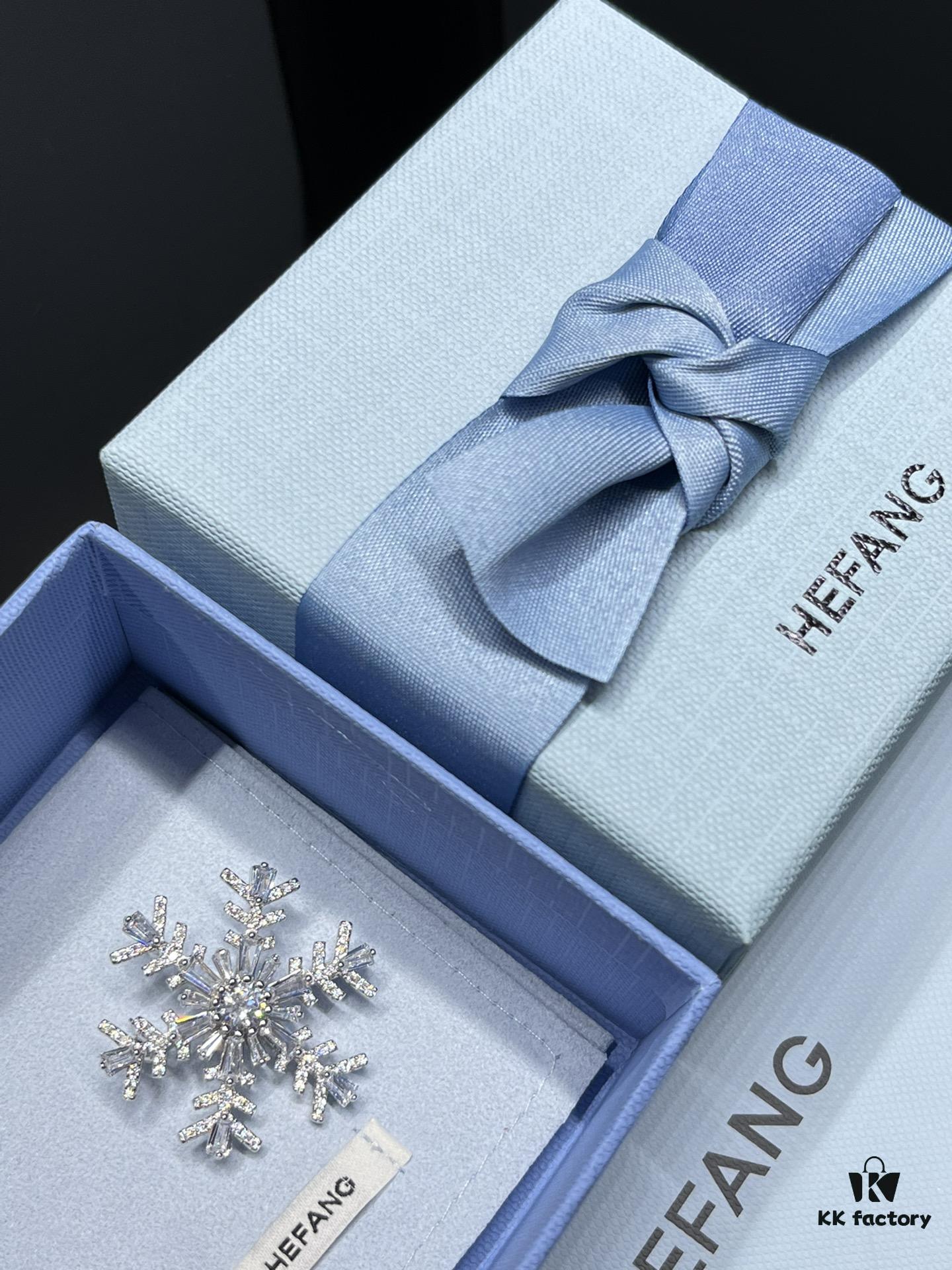 I Guess Your Coat Is Missing a Brooch 🔷