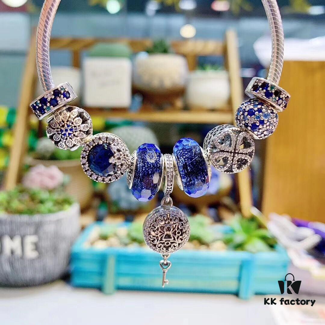 Pandora Pandora Brilliant Blue Key of Love 🔑 New Arrival, Brilliant Faceted Glass, Sparkling Dark Blue Snowflake Cat's Eye, Dark Blue Rhinestone Bead, Sparkling Blue Snowflake Bead, Rhinestone Openwork Clover, Fully Diamondbonded Blue Charm Clip, Noble Key of Love 🔑 Pendant, S925 Silver with Official Store Packaging!