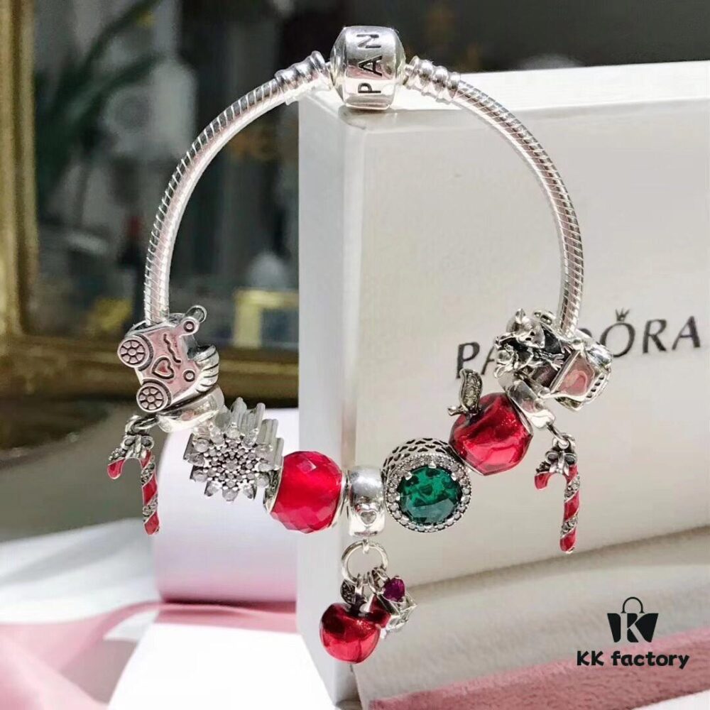 Pandora Disney Snow White Apple and Heart Christmas Limited Edition Bracelet - Red and Green Color Block Design, Imitation Cabinet Quality with S925 Sterling Silver