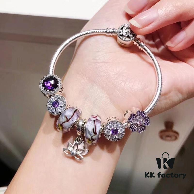 Pandora Cherry Blossom 🌸 Violet Lotus New Arrival! Crafted with authentic boutique materials, perfectly replicating the original design, quality comparable to official retail. Featuring cherry blossom purple glass beads, sparkling amethyst zirconia beads, pink-to-purple gradient flowers 🌺, double-layer lotus pendant, made in S925 silver and comes with official packaging!