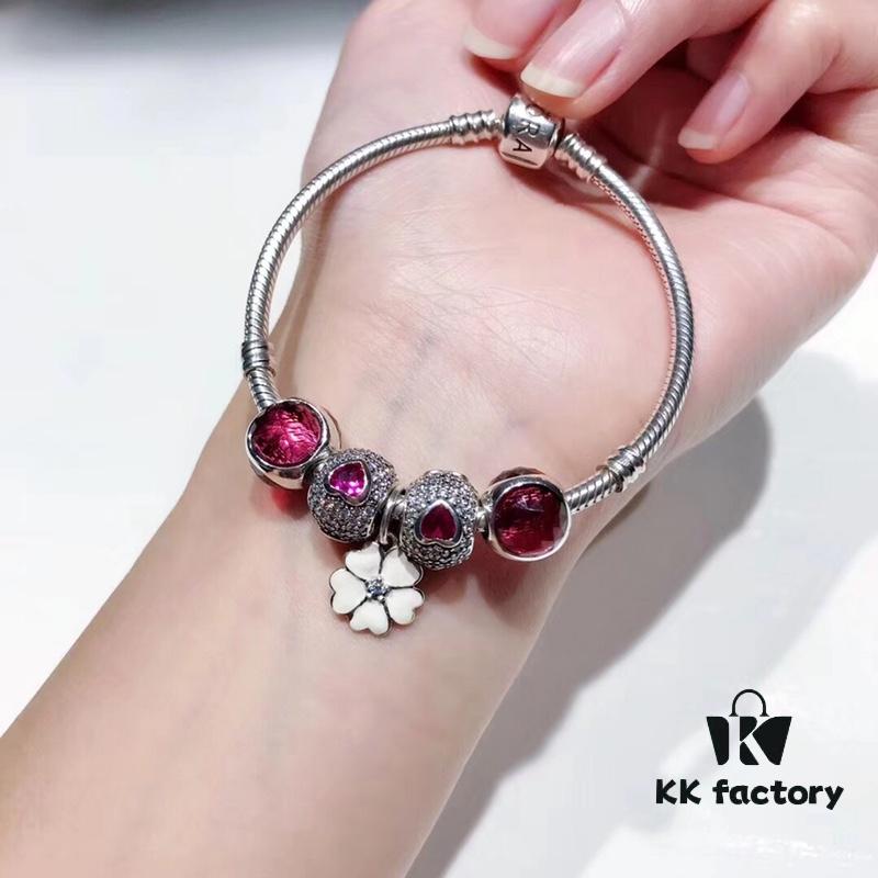 Pandora Rose Red Sparkling Diamond Flower New Arrival! Sparkling Heart Bead, Three-Sided Rose Cat's Eye, Elegant Flower Pendant, S925 Silver with Original Retail Packaging!