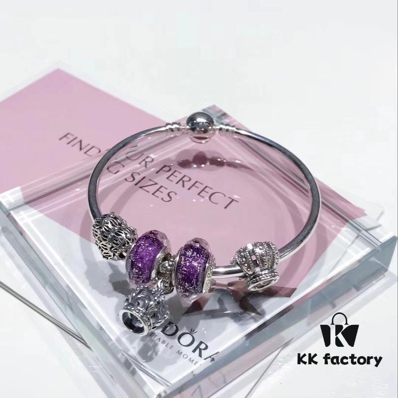 Pandora Pandora Purple Hollow Crown Crown New Arrival! One-to-one Perfect Craftsmanship with Counter Materials, Quality Comparable to Counter! Brilliant Purple Silver Wire Faceted Glass, Hollow Love Kiss, Crown, S925 Silver with Original Counter Packaging!
