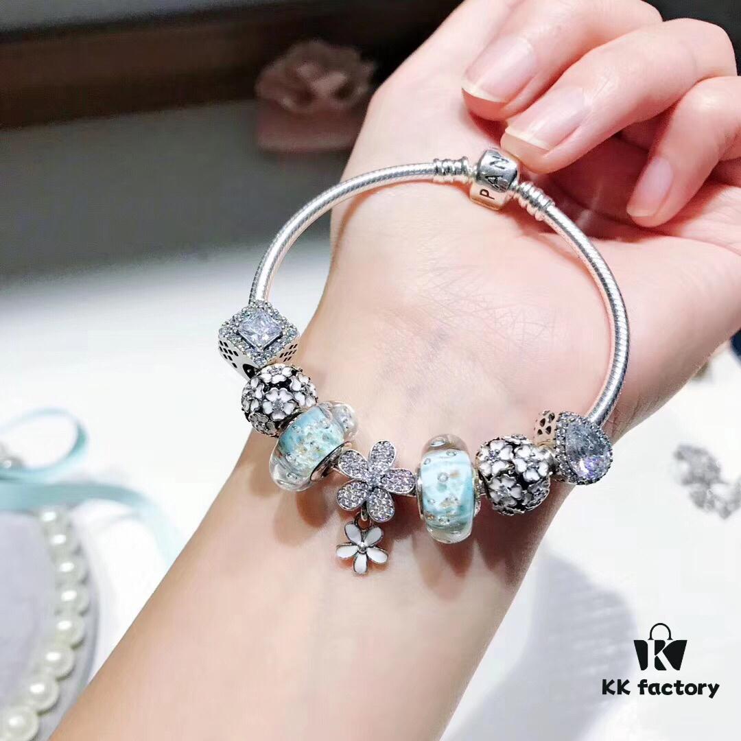 Pandora Light Mint Flash Diamond Daisy New Arrival! Premium Replication with Counter Materials, 1:1 Craftsmanship, Comparable to Authentic Quality