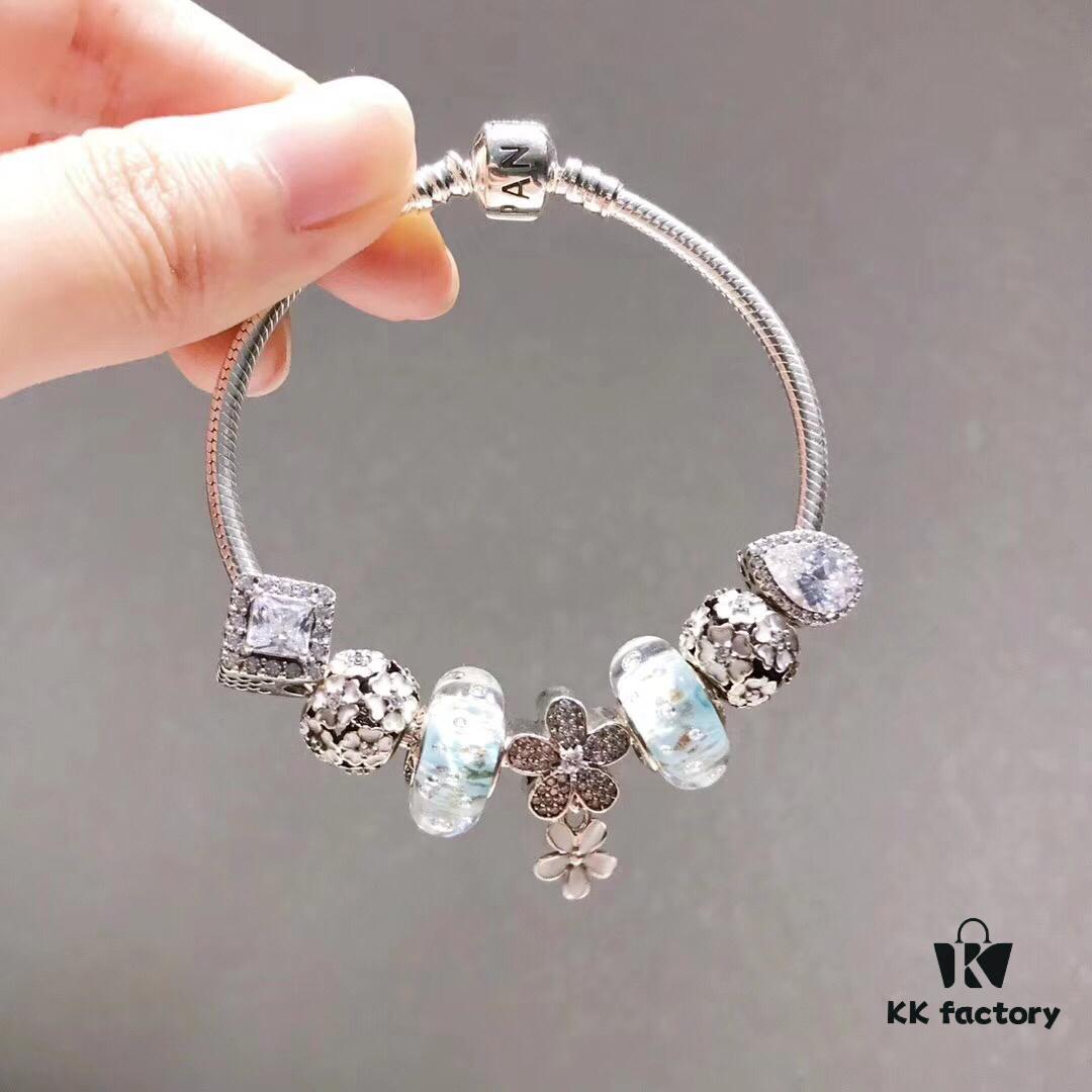 Pandora Light Mint Flash Diamond Daisy New Arrival! Premium Replication with Counter Materials, 1:1 Craftsmanship, Comparable to Authentic Quality