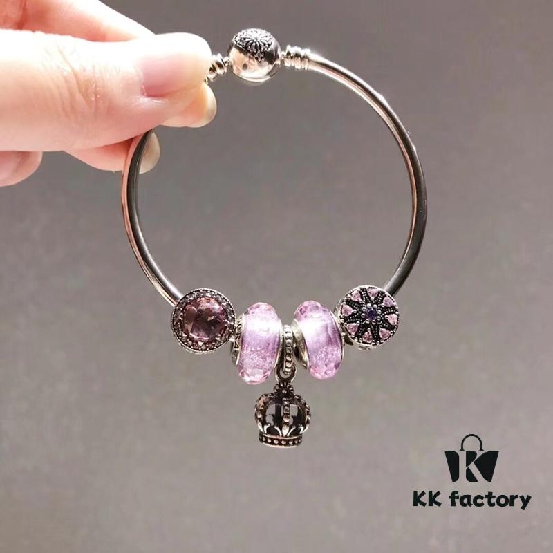 Pandora Romantic Purple Openwork Crown Crown 👑! Made with boutique materials, perfectly crafted one-to-one, quality comparable to boutique! Romantic lavender shimmering purple, pink cat's eye, pink-purple emblem, openwork crown 👑, comes with boutique packaging! 🍃🌺